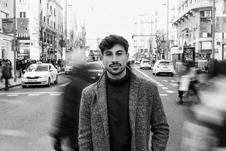 How to Attract a Gemini Man: Winning His Heart and Keeping Him Engaged