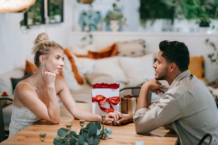 What Do Healthy Relationships Look Like? The Answer Might Surprise You