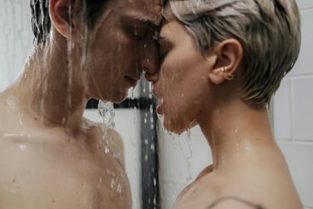 An Extensive Guide to Shower Sex