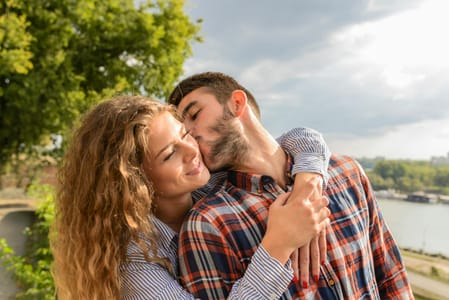 Conseils essentiels en relations pour les hommes : construire des connexions solides