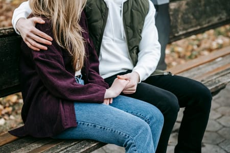 How to Date a Libra Man: Traits, Tips, and Building a Strong Relationship