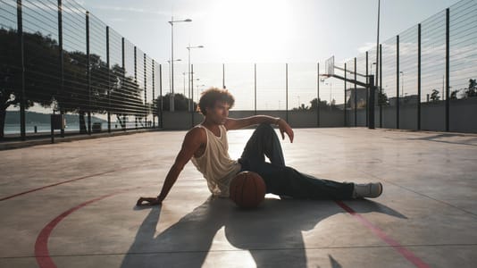 Dating a Younger Man: Navigating Relationships with Younger Guys