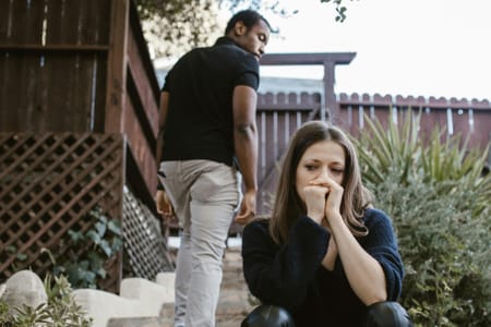 How to Spot and Deal with Gaslighting in Dating