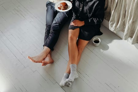 The Go-To Guide for Online Dating: Tips to Rock the Apps